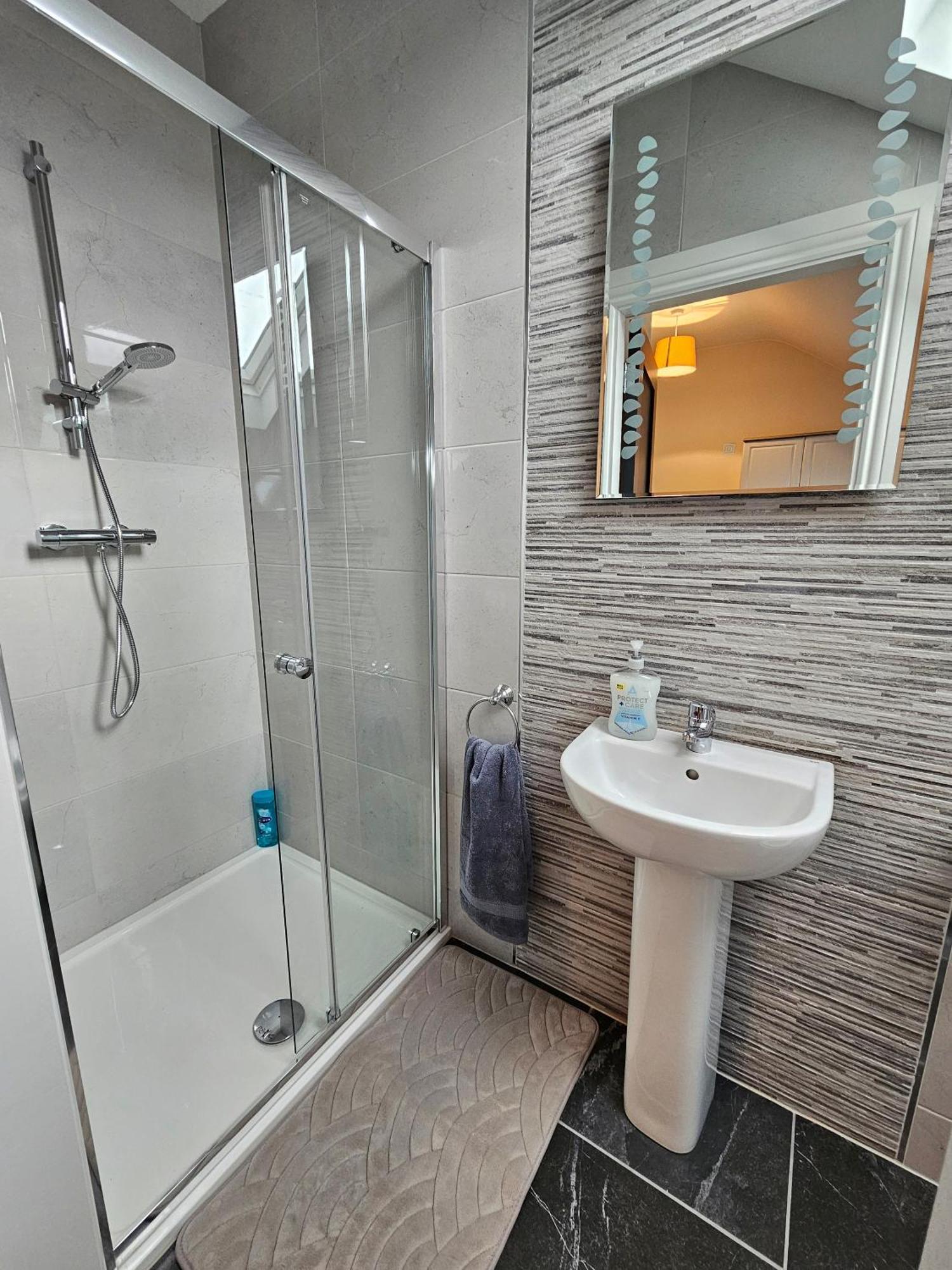 Dromod Suites Luaran gambar