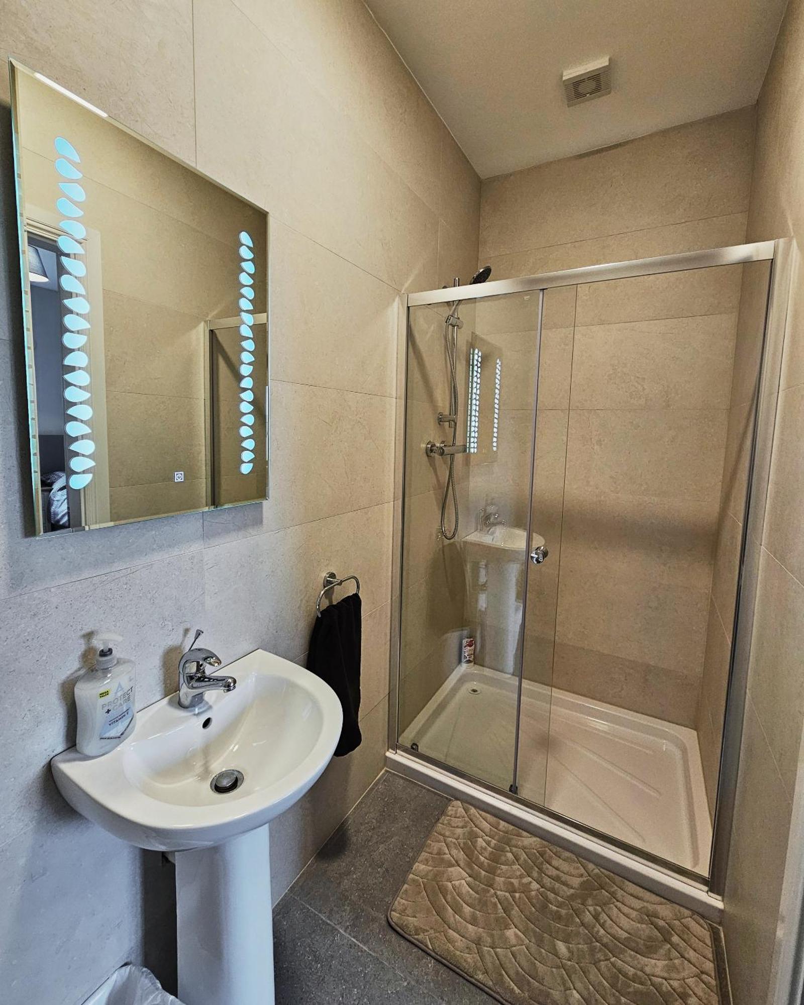 Dromod Suites Luaran gambar